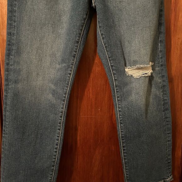 Levi's Jeans Wedgie Straight Women’s 29 Distressed Dark Blue Denim Button Fly - Picture 3 of 10